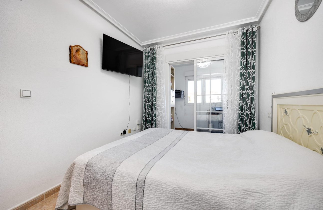 Herverkoop - Town House -
Torrevieja - Aguas Nuevas