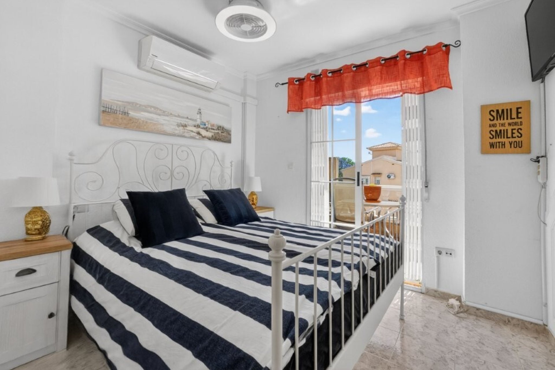 Herverkoop - Town House -
Torrevieja - Aguas Nuevas