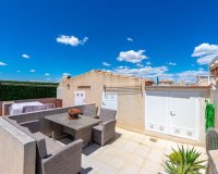 Herverkoop - Town House -
Torrevieja - Aguas Nuevas