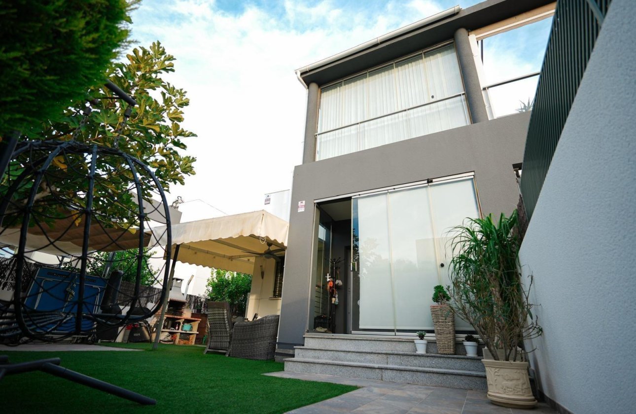 Herverkoop - Town House -
Torrevieja - Aguas Nuevas