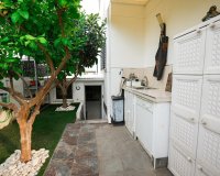 Herverkoop - Town House -
Torrevieja - Aguas Nuevas