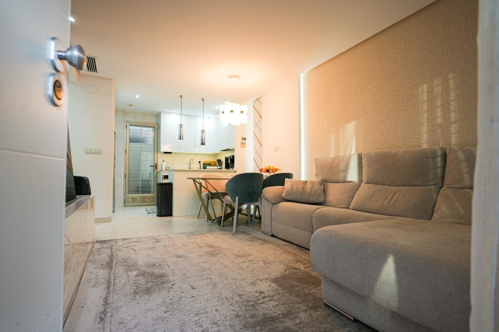 Herverkoop - Town House -
Torrevieja - Aguas Nuevas