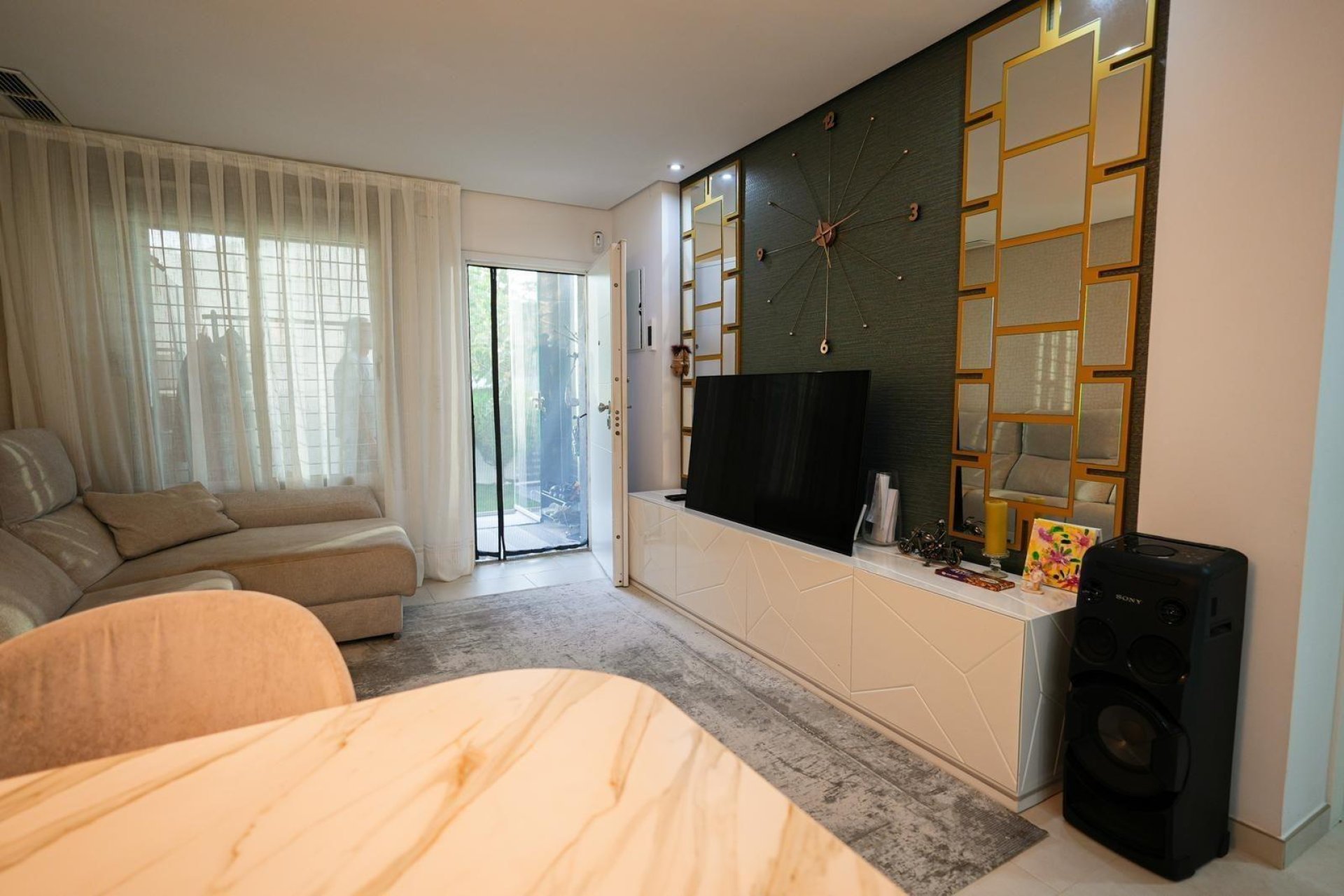 Herverkoop - Town House -
Torrevieja - Aguas Nuevas