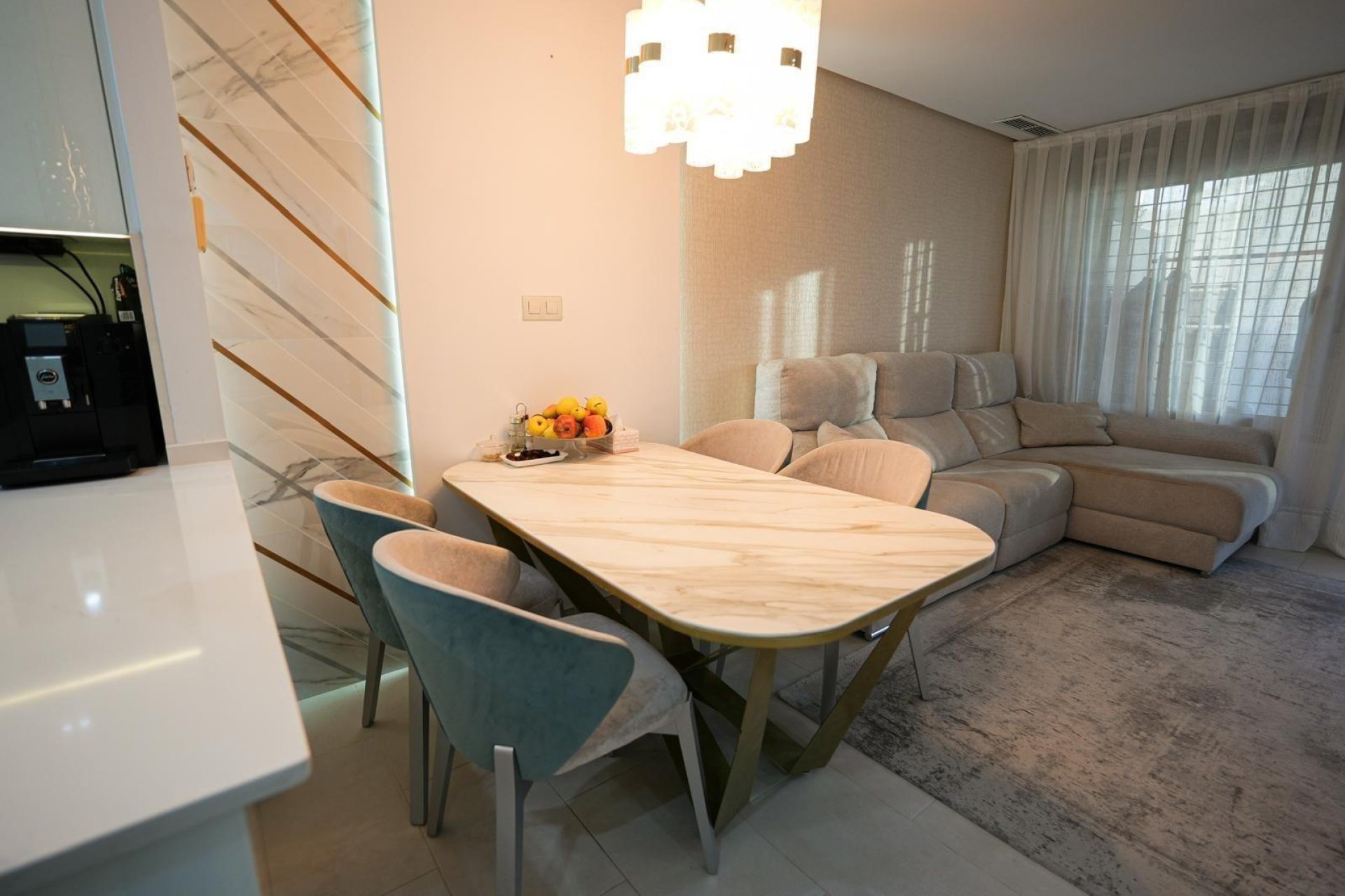 Herverkoop - Town House -
Torrevieja - Aguas Nuevas