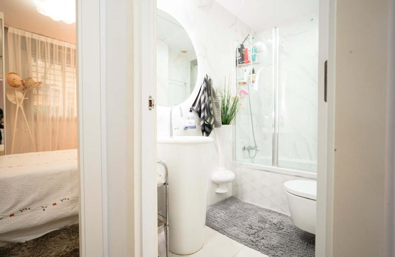 Herverkoop - Town House -
Torrevieja - Aguas Nuevas