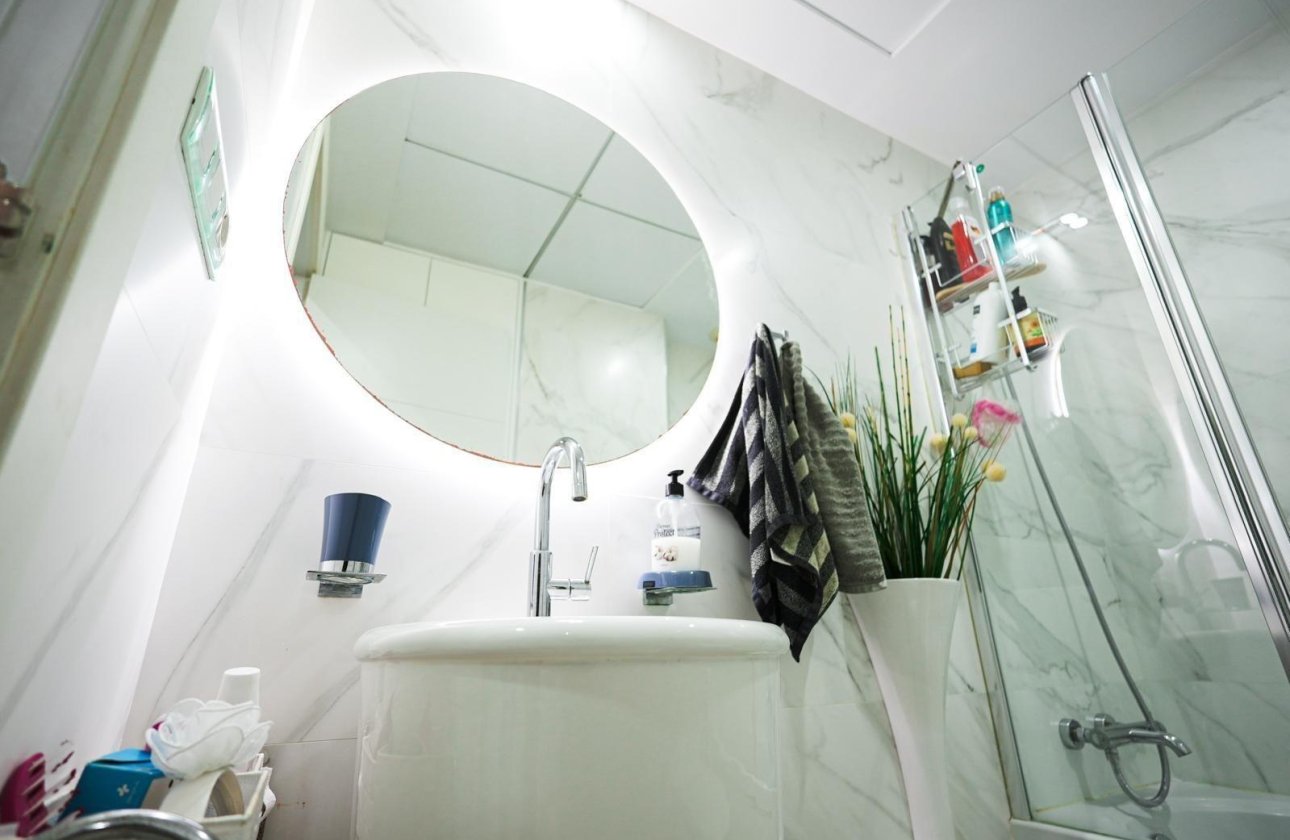 Herverkoop - Town House -
Torrevieja - Aguas Nuevas