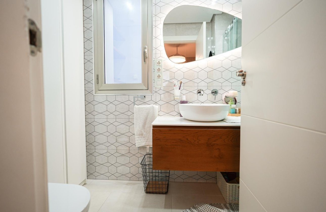 Herverkoop - Town House -
Torrevieja - Aguas Nuevas
