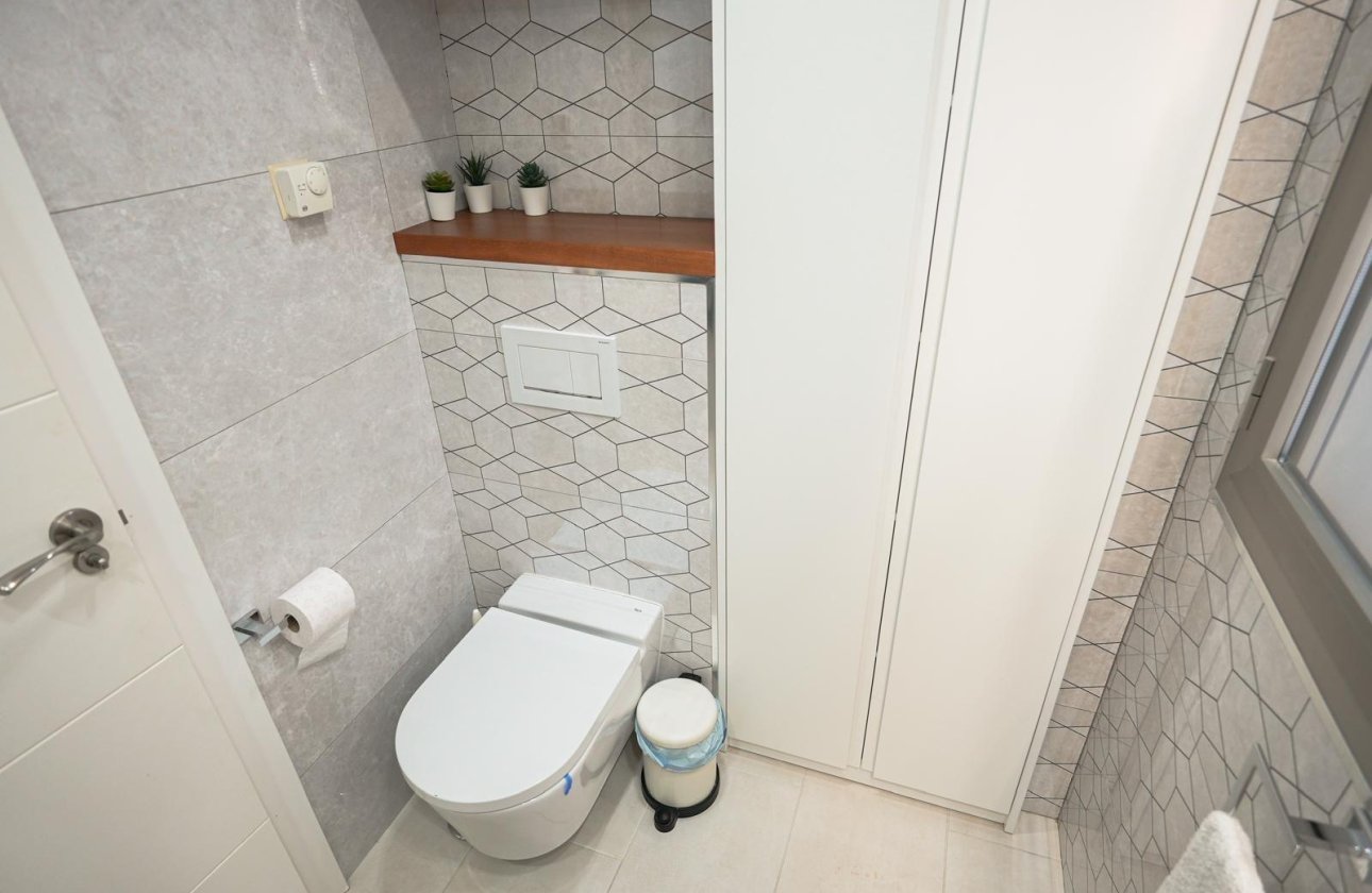 Herverkoop - Town House -
Torrevieja - Aguas Nuevas