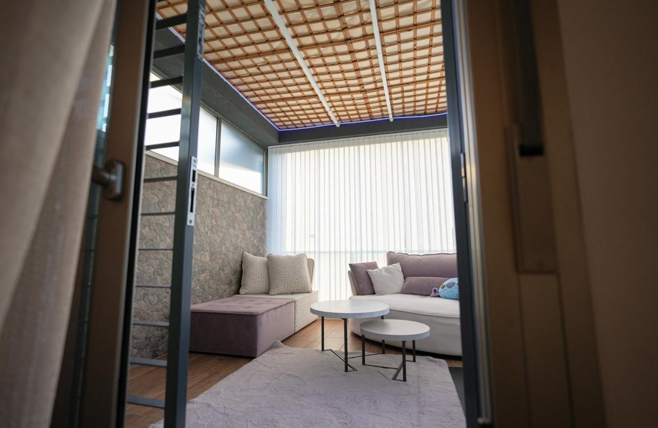 Herverkoop - Town House -
Torrevieja - Aguas Nuevas