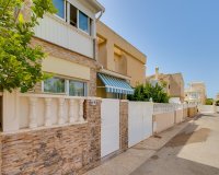 Herverkoop - Town House -
Torrevieja - Aguas Nuevas