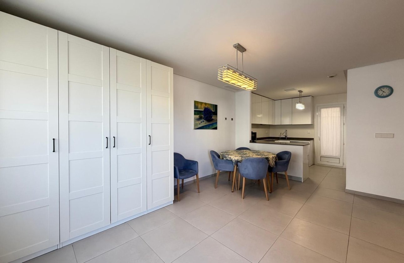 Herverkoop - Town House -
Torrevieja - Aguas Nuevas