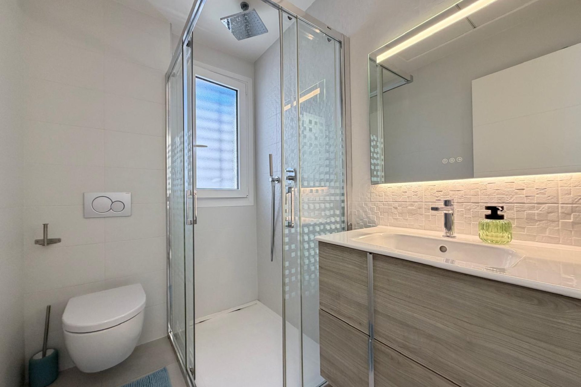 Herverkoop - Town House -
Torrevieja - Aguas Nuevas
