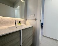 Herverkoop - Town House -
Torrevieja - Aguas Nuevas