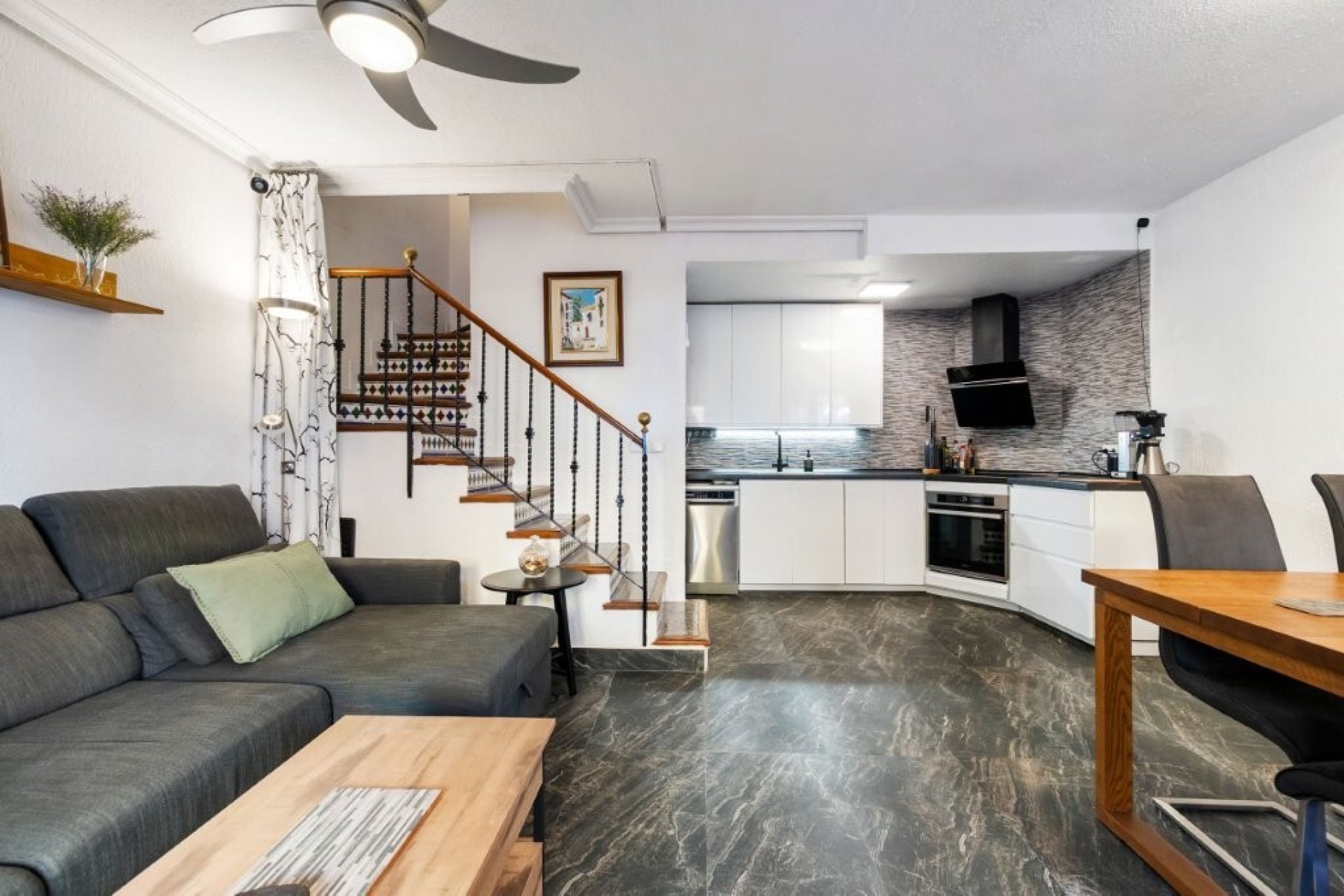 Herverkoop - Town House -
Torrevieja - Cabo Cervera