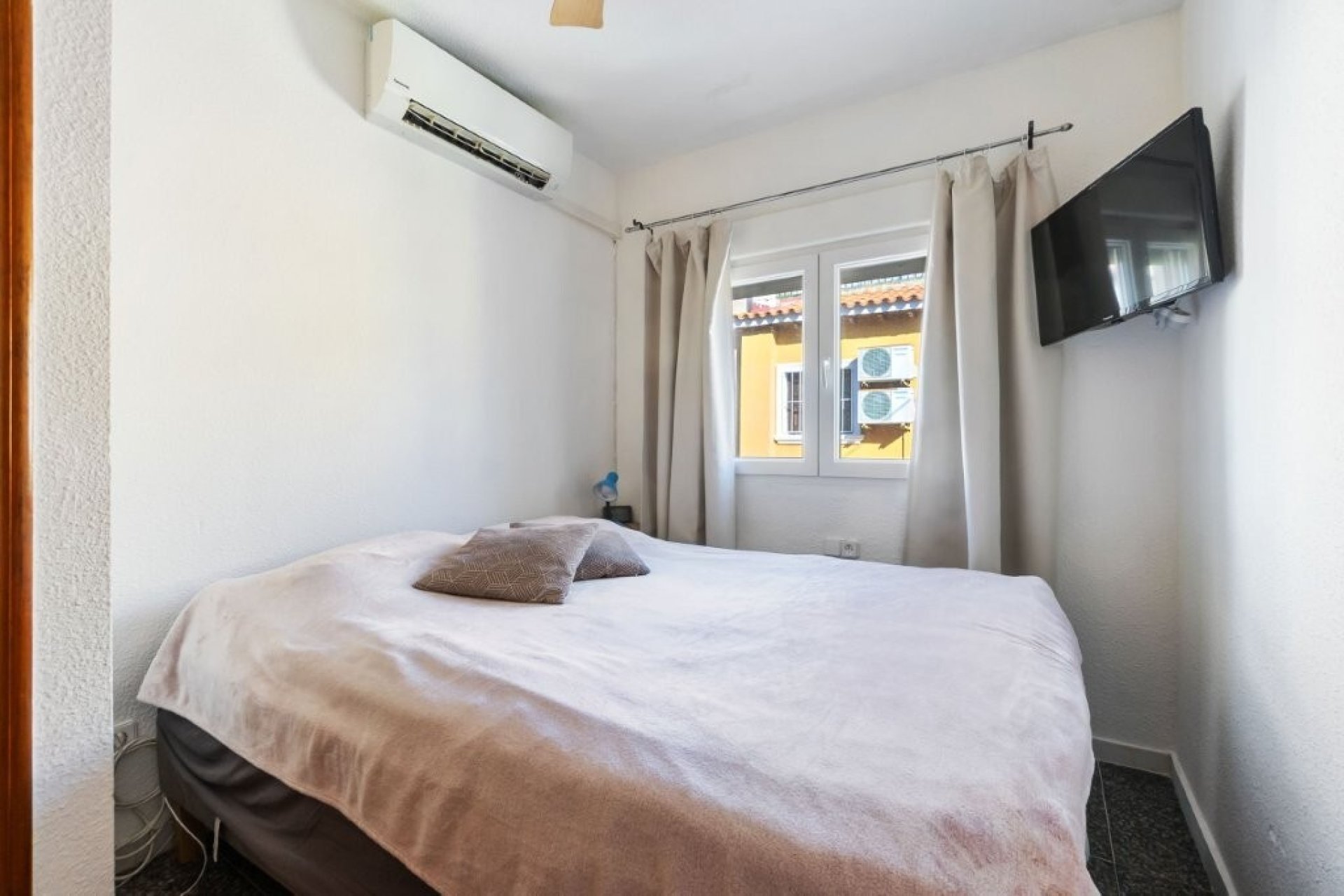 Herverkoop - Town House -
Torrevieja - Cabo Cervera