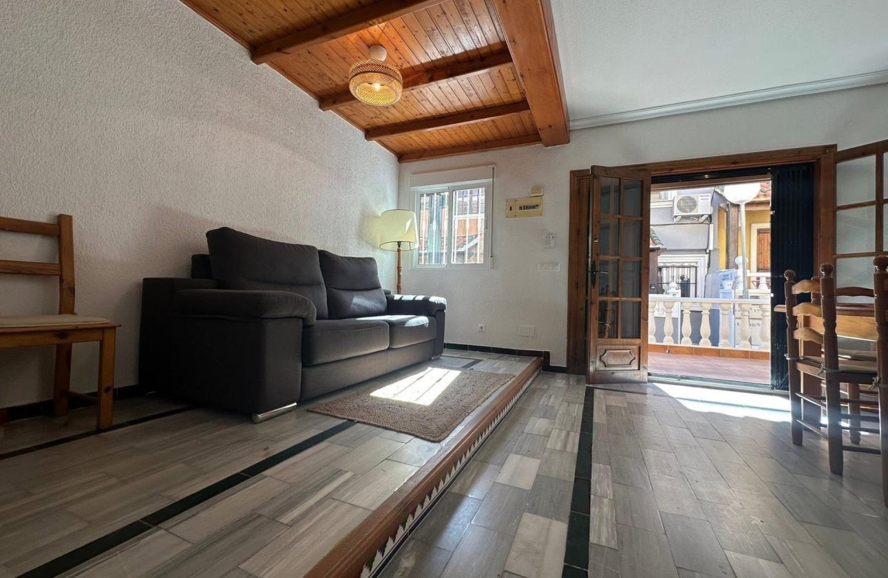 Herverkoop - Town House -
Torrevieja - Cabo Cervera