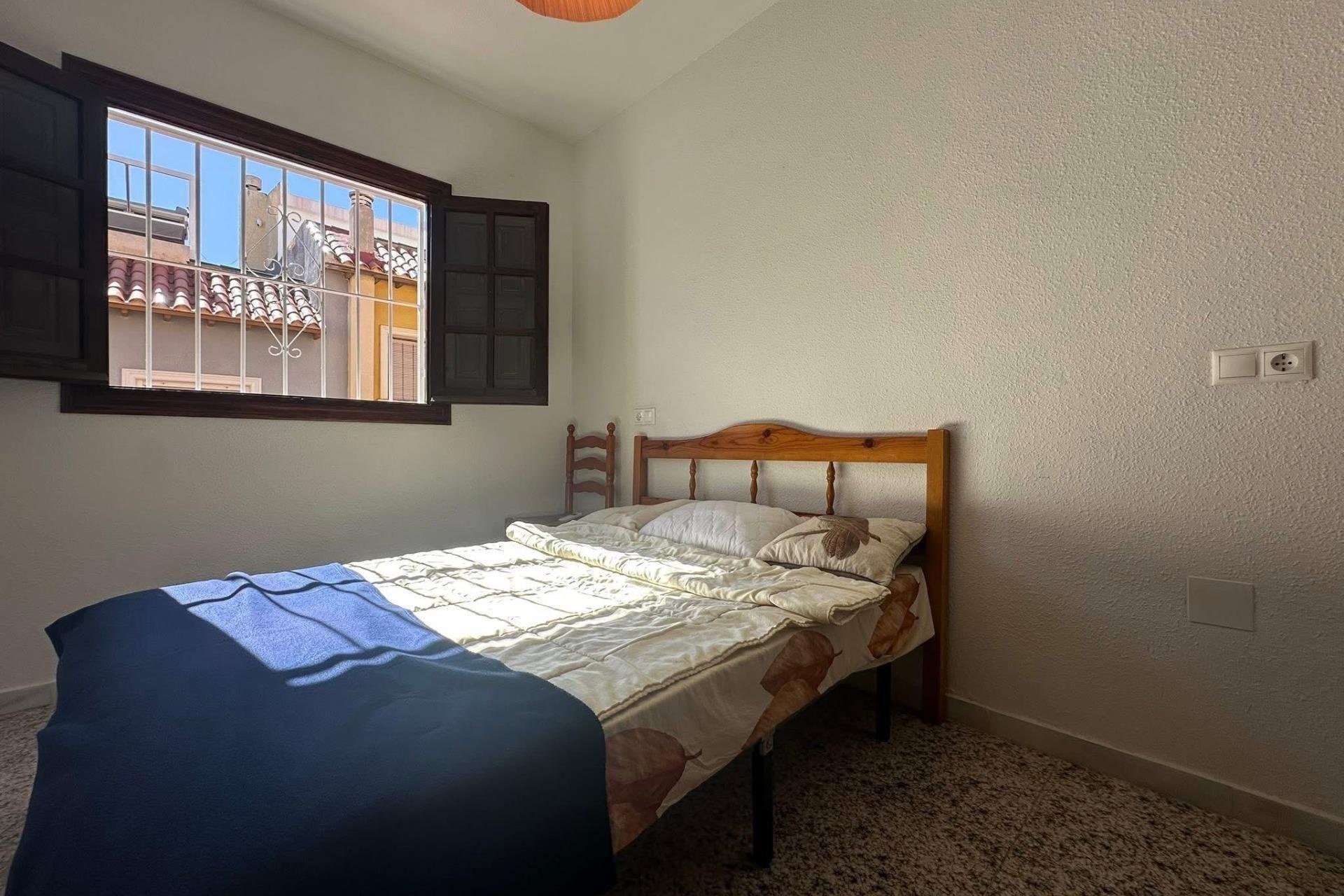 Herverkoop - Town House -
Torrevieja - Cabo Cervera
