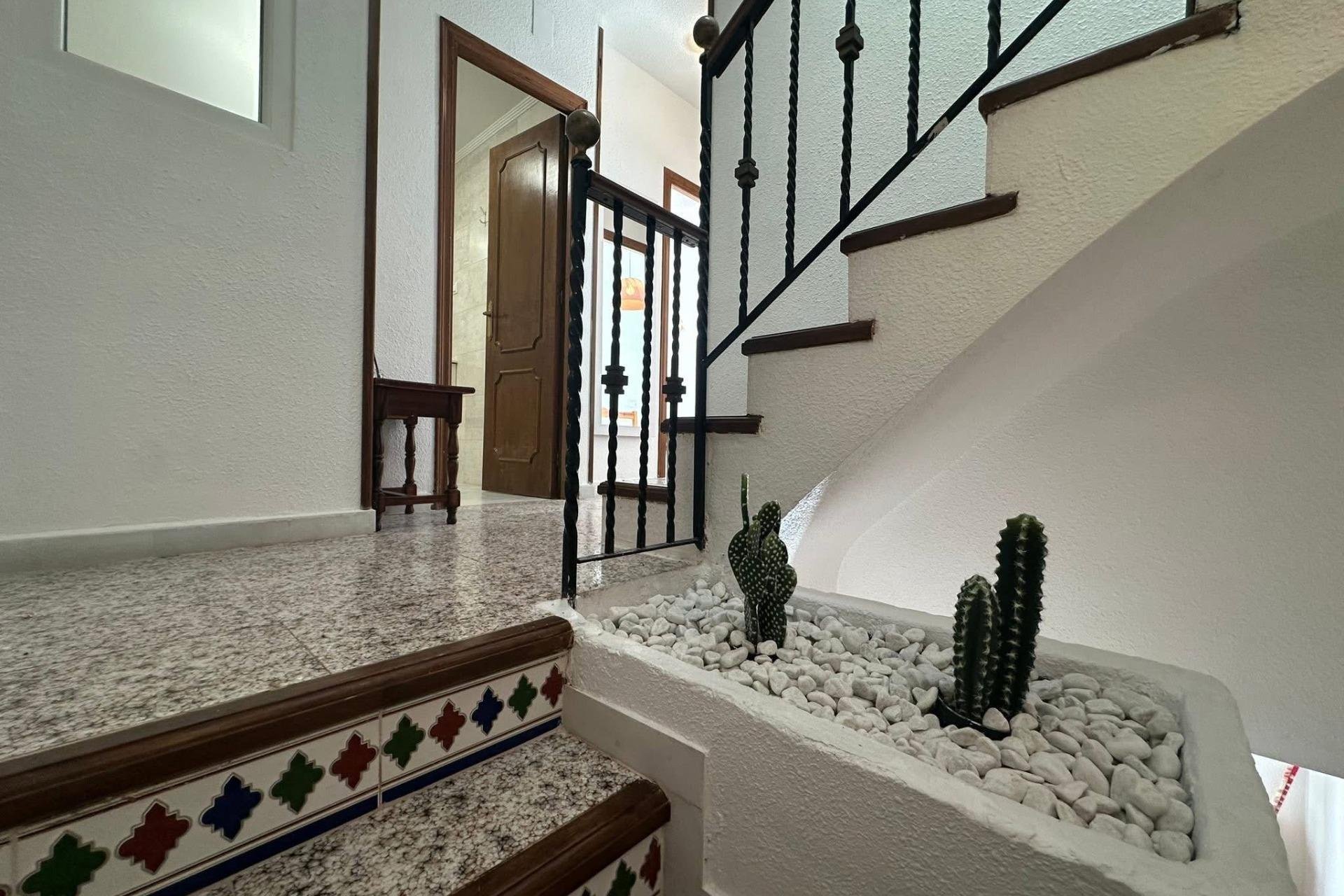 Herverkoop - Town House -
Torrevieja - Cabo Cervera