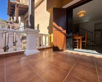 Herverkoop - Town House -
Torrevieja - Cabo Cervera