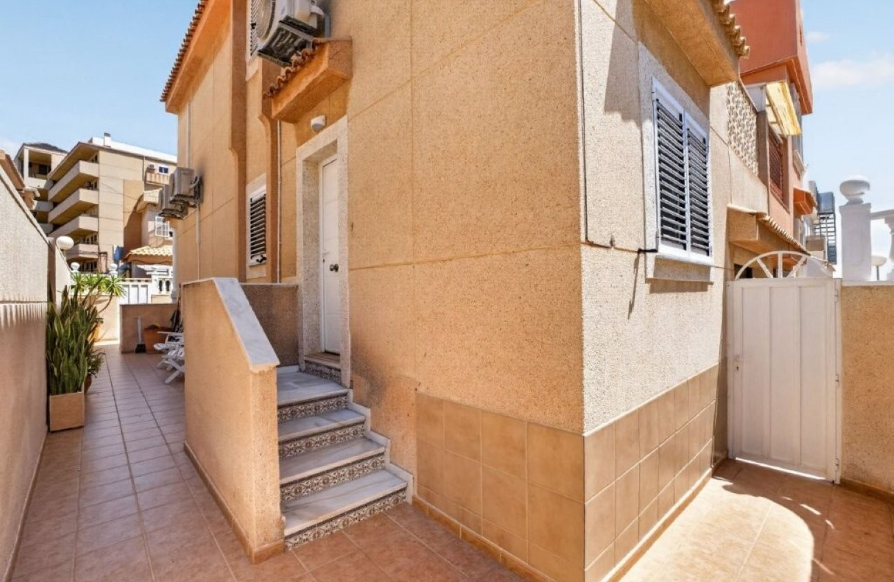 Herverkoop - Town House -
Torrevieja - Cabo Cervera