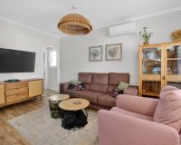 Herverkoop - Town House -
Torrevieja - Cabo Cervera
