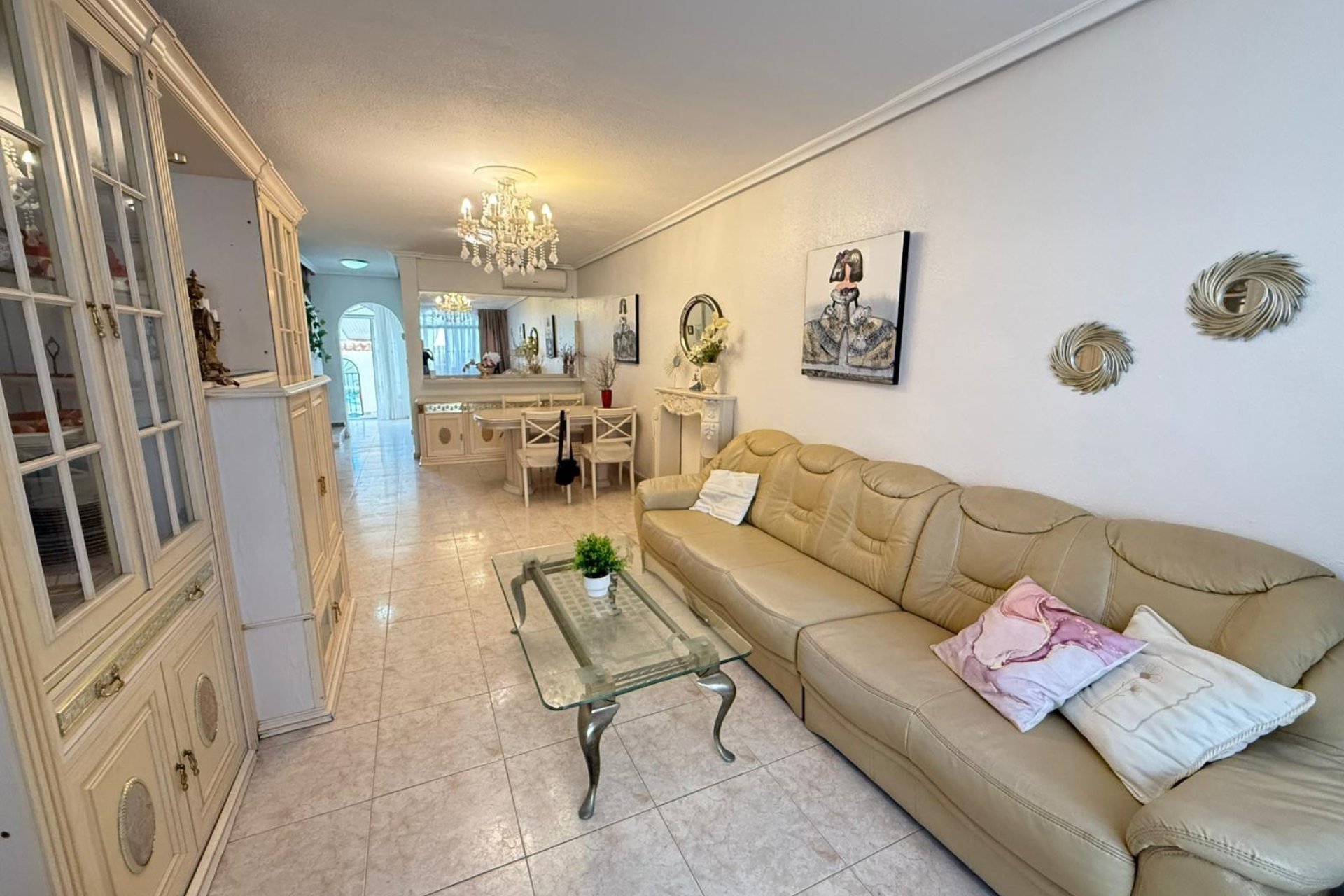 Herverkoop - Town House -
Torrevieja - Calas Blanca