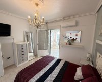 Herverkoop - Town House -
Torrevieja - Calas Blanca