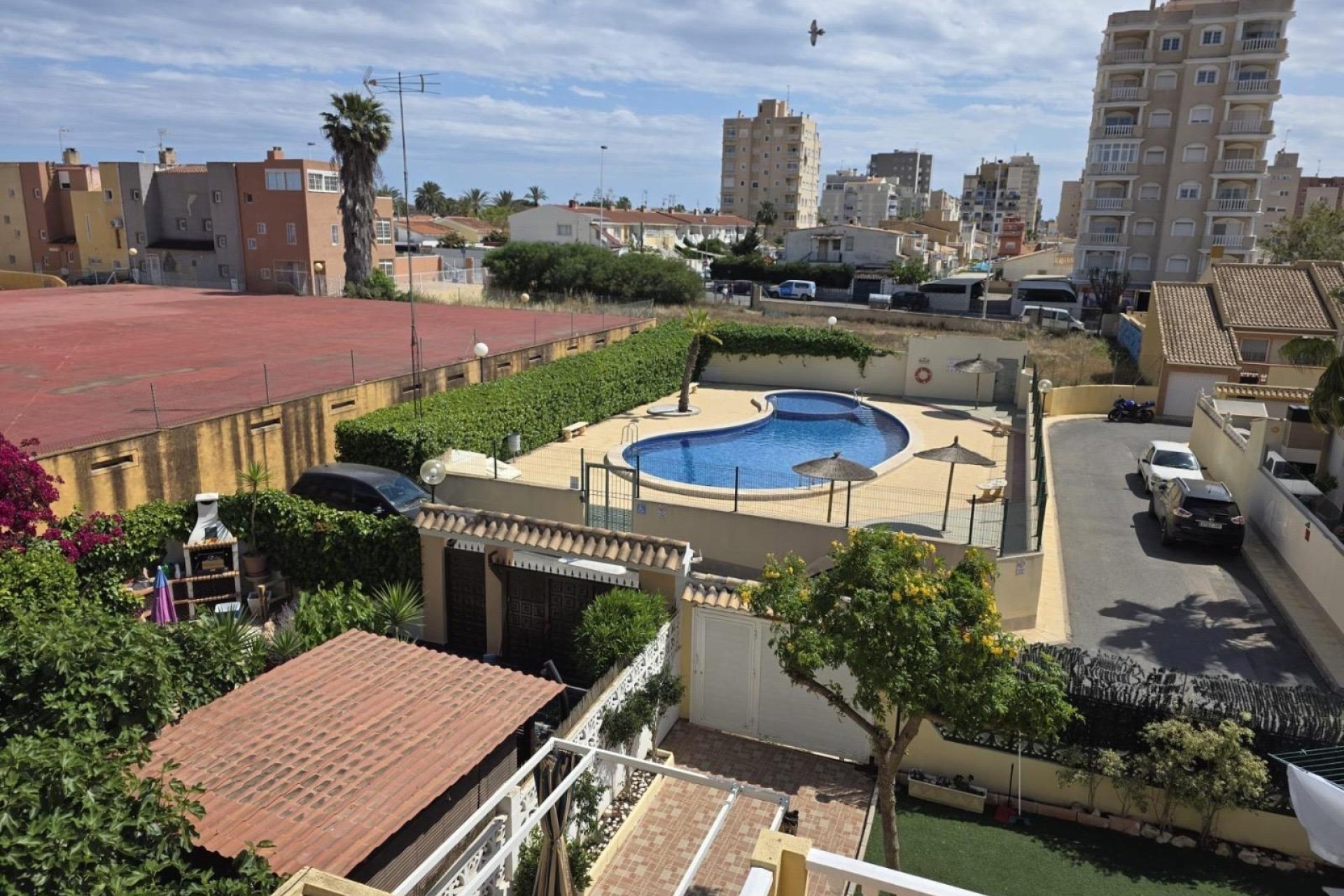 Herverkoop - Town House -
Torrevieja - Calas Blanca