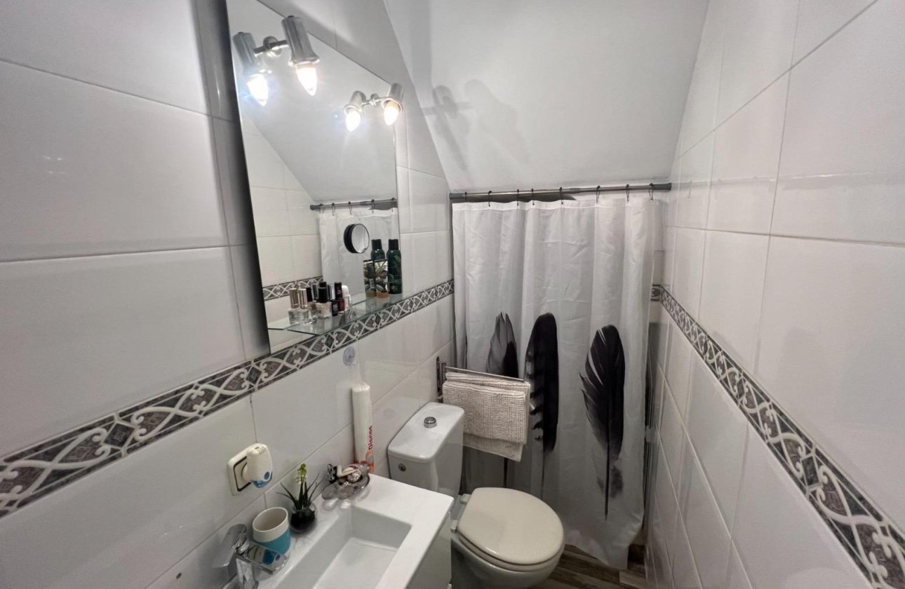 Herverkoop - Town House -
Torrevieja - Calas Blanca