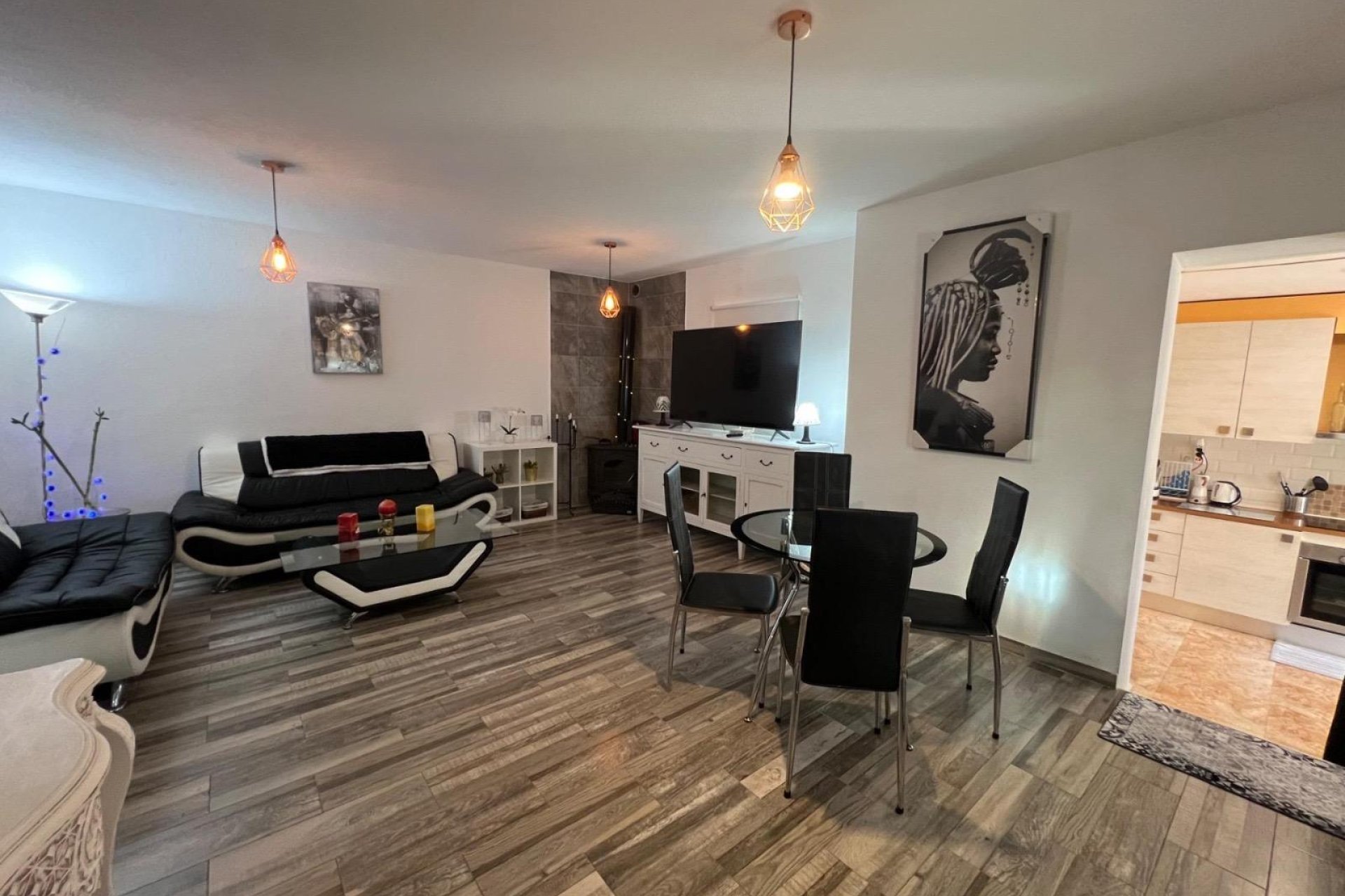 Herverkoop - Town House -
Torrevieja - Calas Blanca