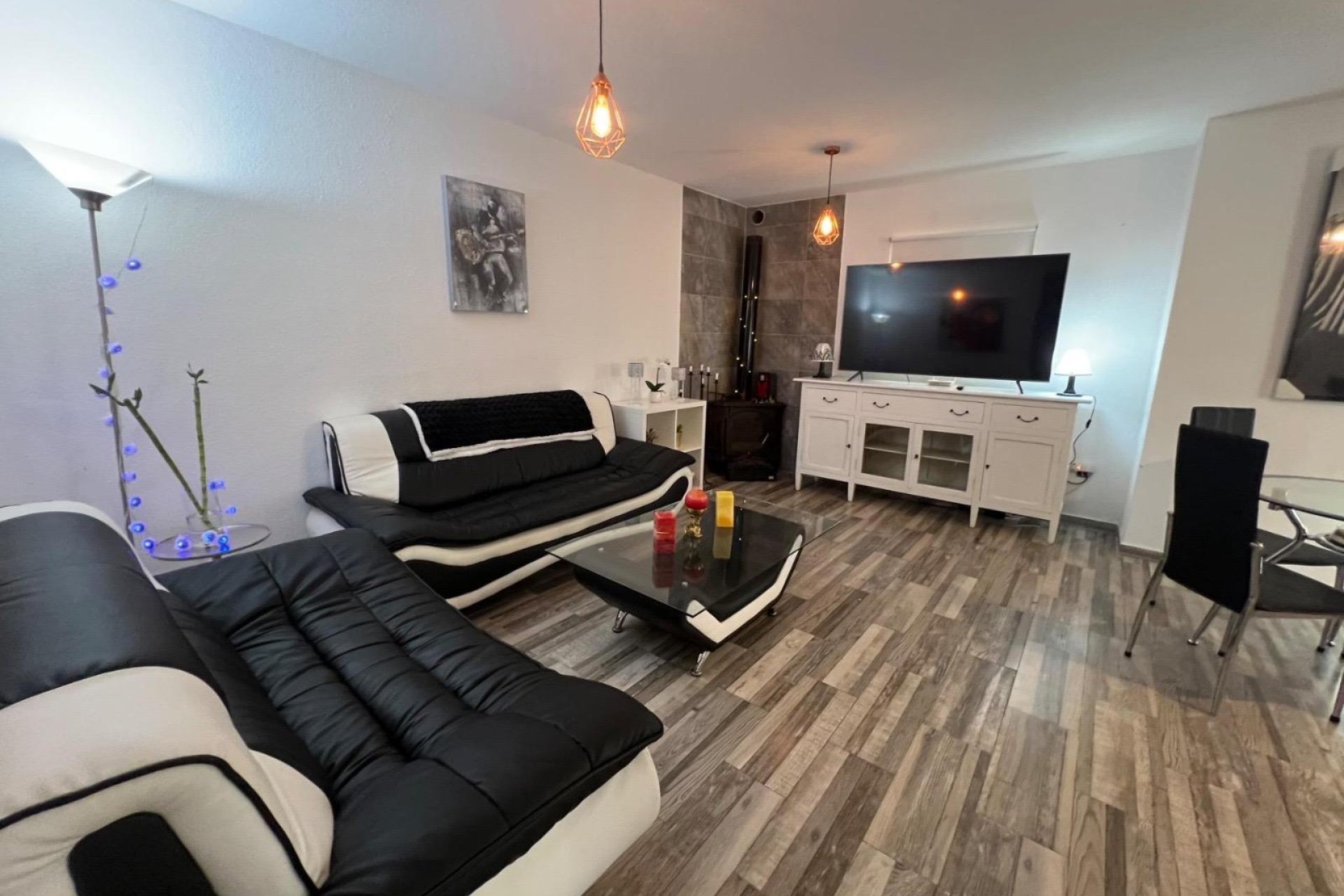 Herverkoop - Town House -
Torrevieja - Calas Blanca