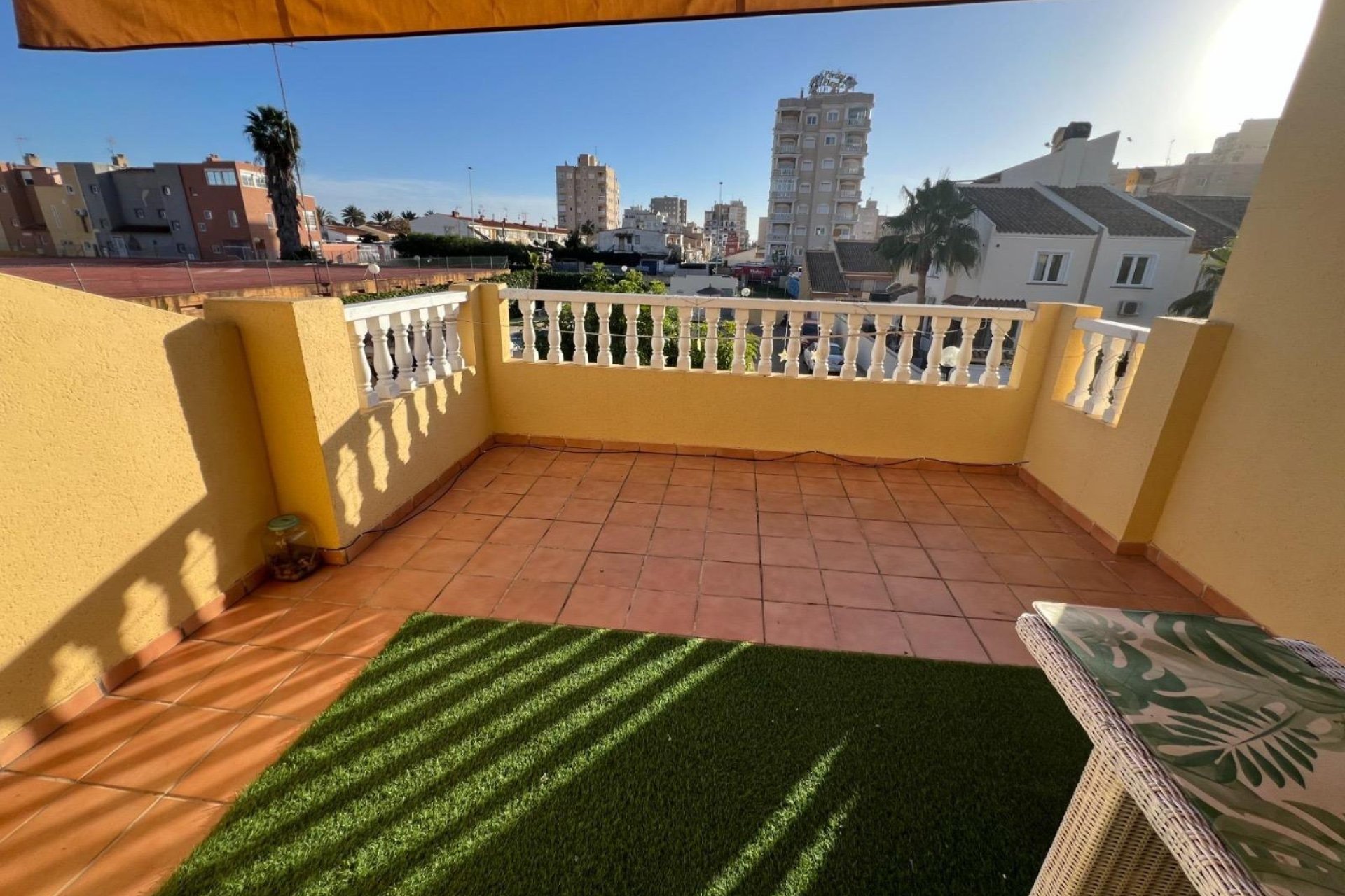 Herverkoop - Town House -
Torrevieja - Calas Blanca