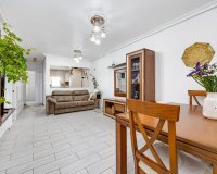 Herverkoop - Town House -
Torrevieja - Calas Blanca