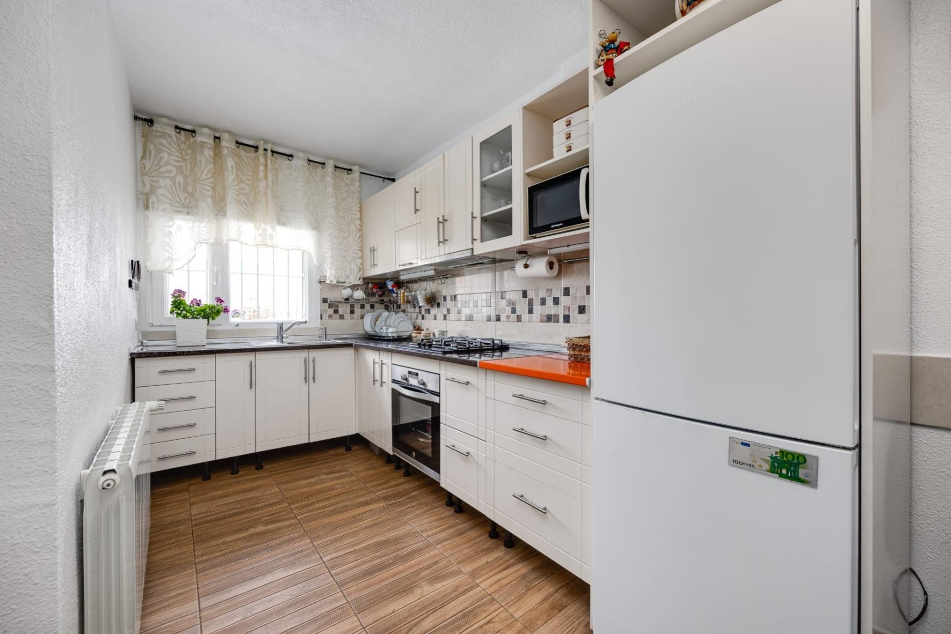 Herverkoop - Town House -
Torrevieja - Calas Blanca