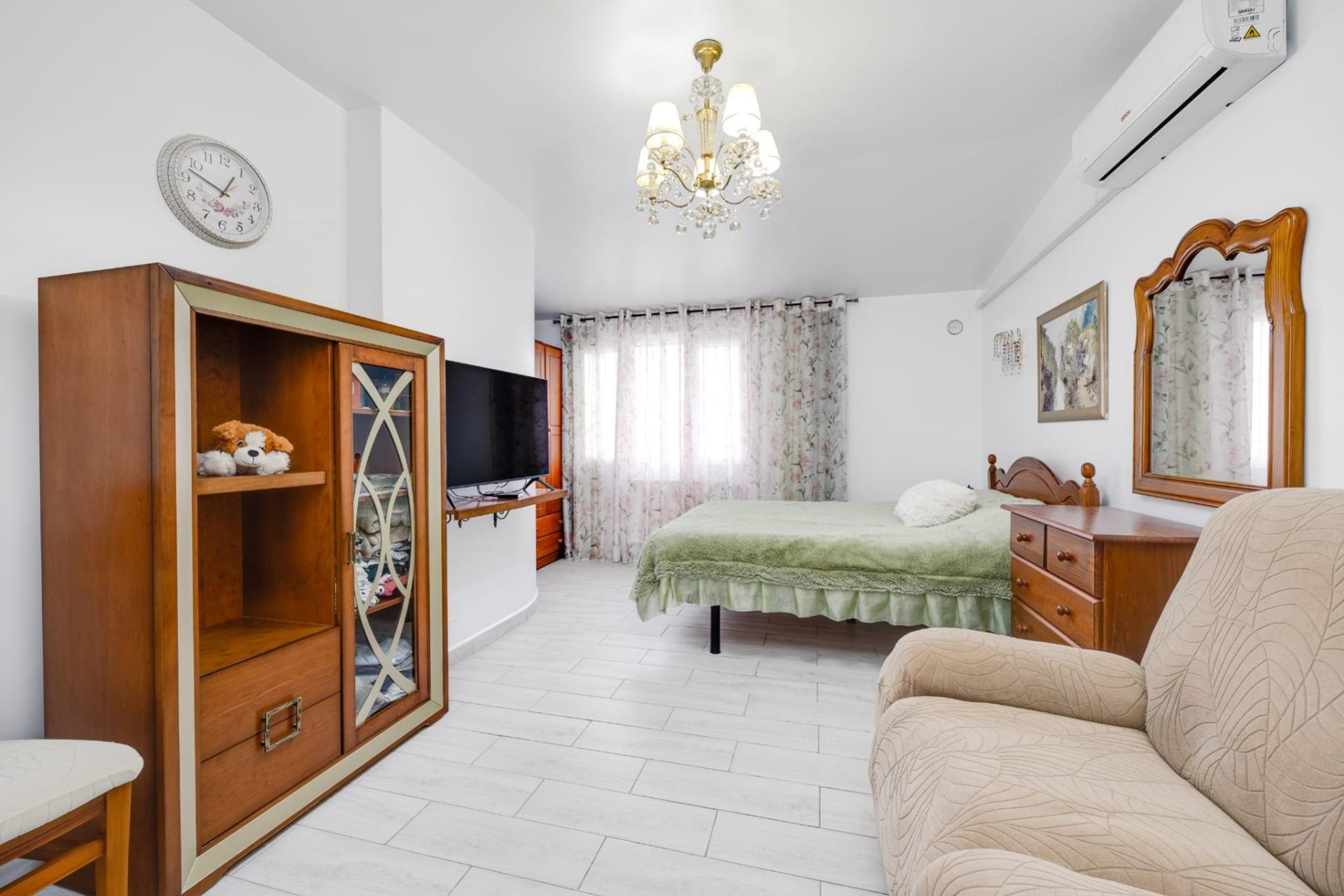Herverkoop - Town House -
Torrevieja - Calas Blanca