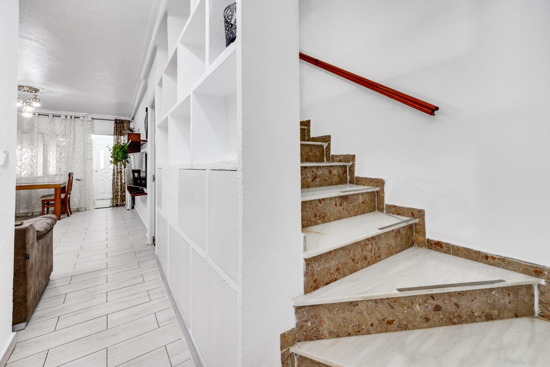 Herverkoop - Town House -
Torrevieja - Calas Blanca