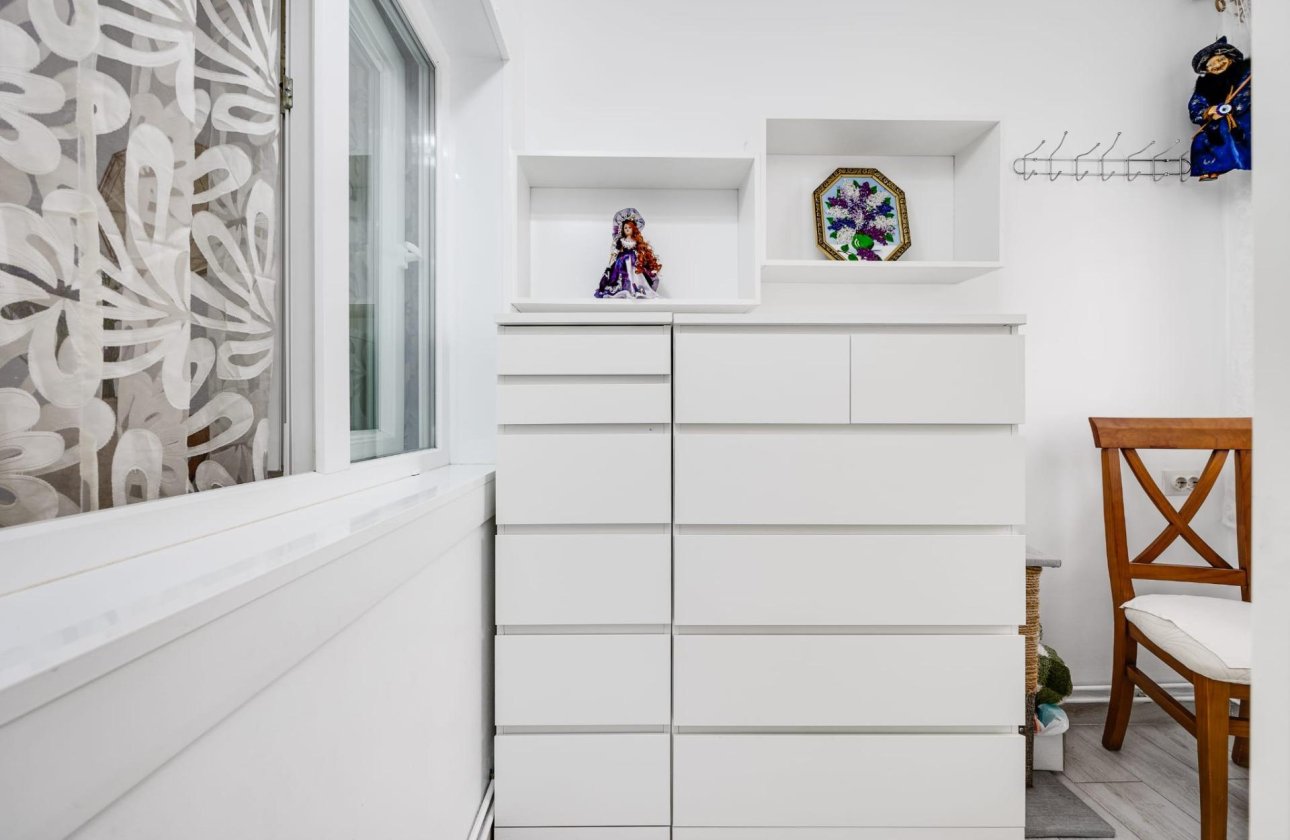 Herverkoop - Town House -
Torrevieja - Calas Blanca