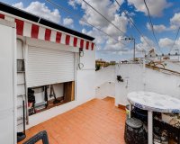 Herverkoop - Town House -
Torrevieja - Calas Blanca