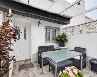 Herverkoop - Town House -
Torrevieja - Calas Blanca