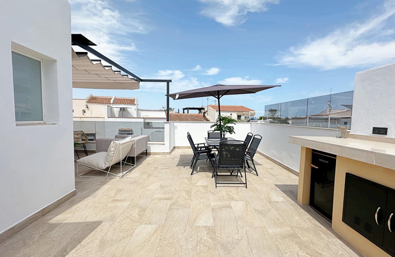 Herverkoop - Town House -
Torrevieja - Calas Blanca