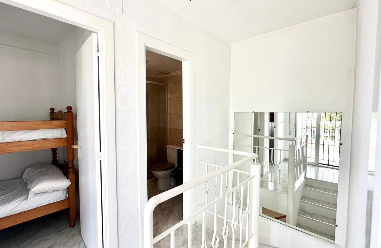 Herverkoop - Town House -
Torrevieja - Carrefour