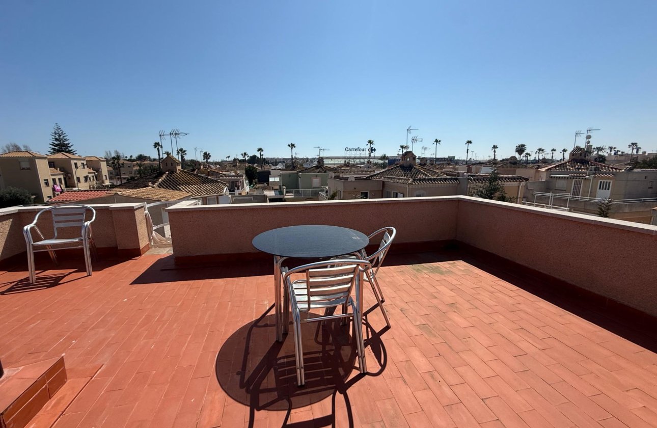 Herverkoop - Town House -
Torrevieja - Carrefour