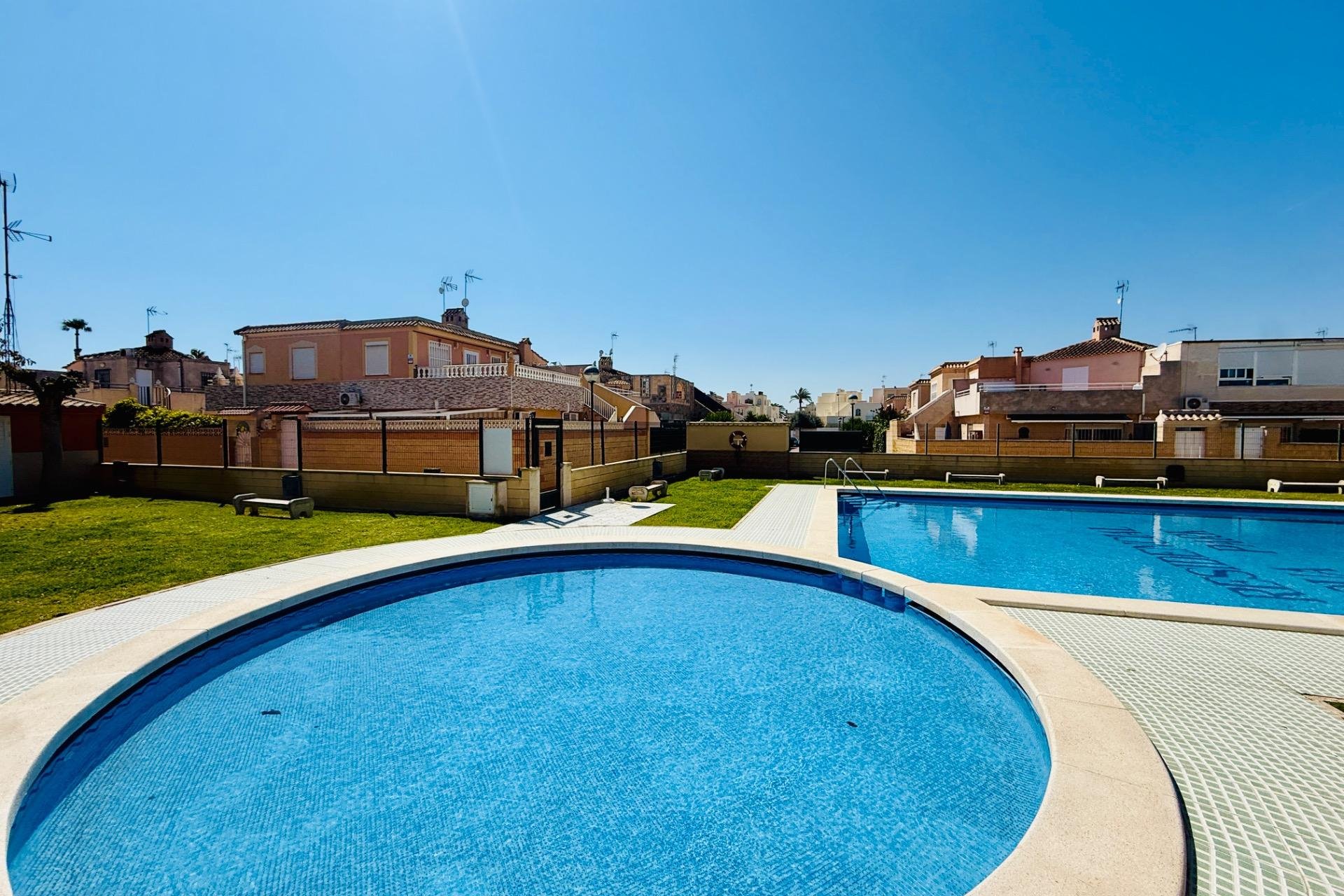 Herverkoop - Town House -
Torrevieja - Carrefour