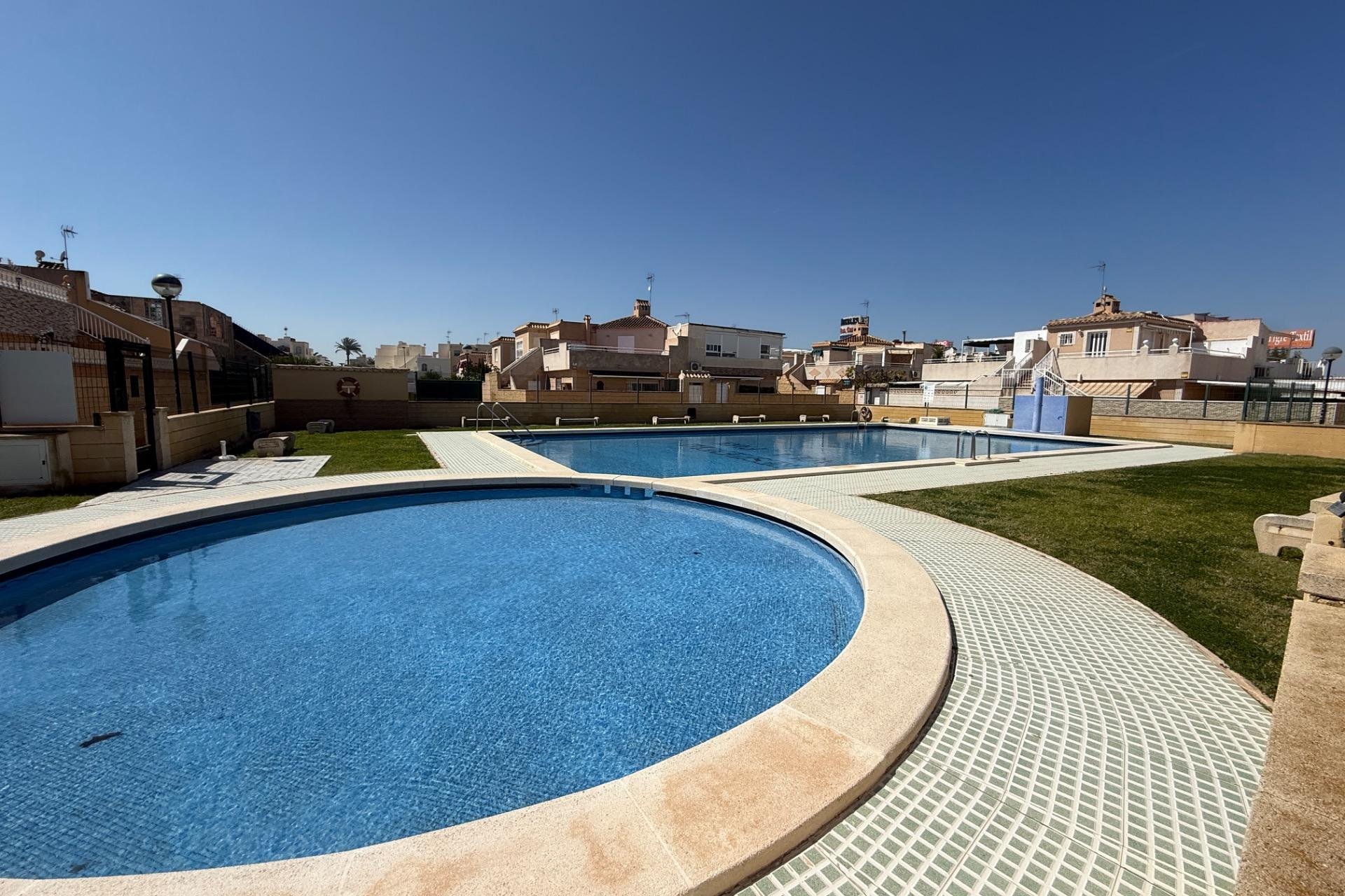 Herverkoop - Town House -
Torrevieja - Carrefour