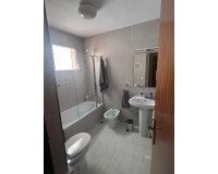 Herverkoop - Town House -
Torrevieja - Centro
