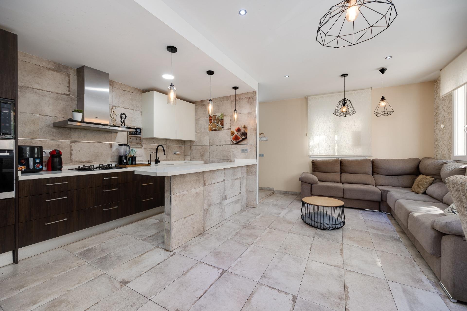 Herverkoop - Town House -
Torrevieja - Centro