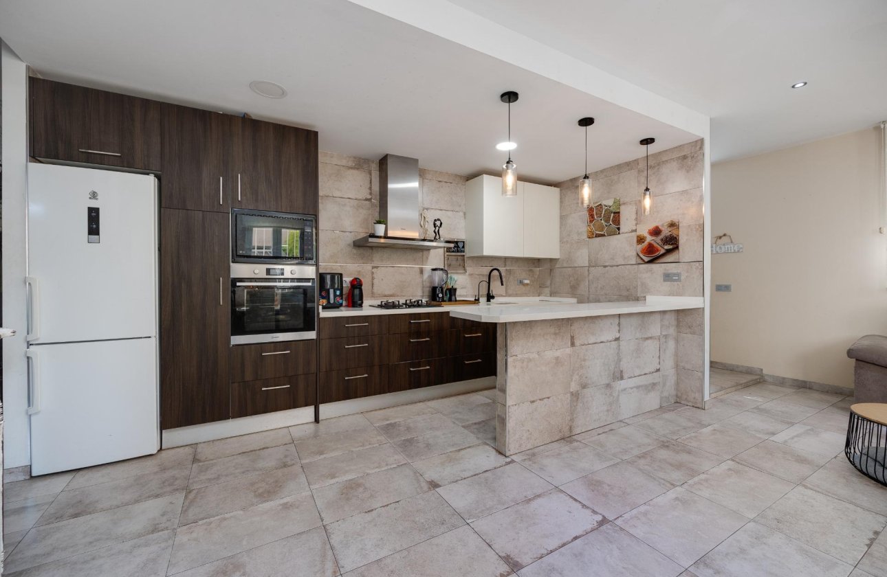 Herverkoop - Town House -
Torrevieja - Centro