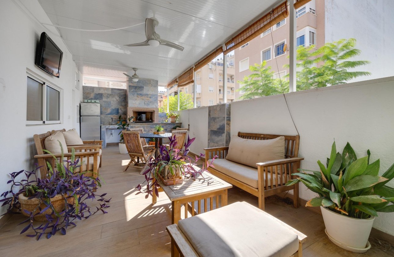 Herverkoop - Town House -
Torrevieja - Centro