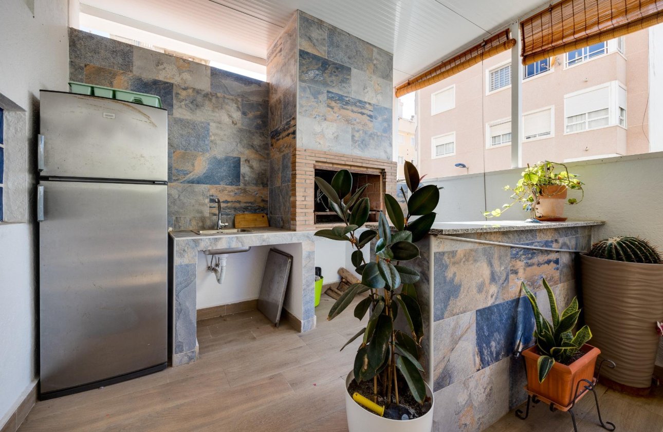 Herverkoop - Town House -
Torrevieja - Centro