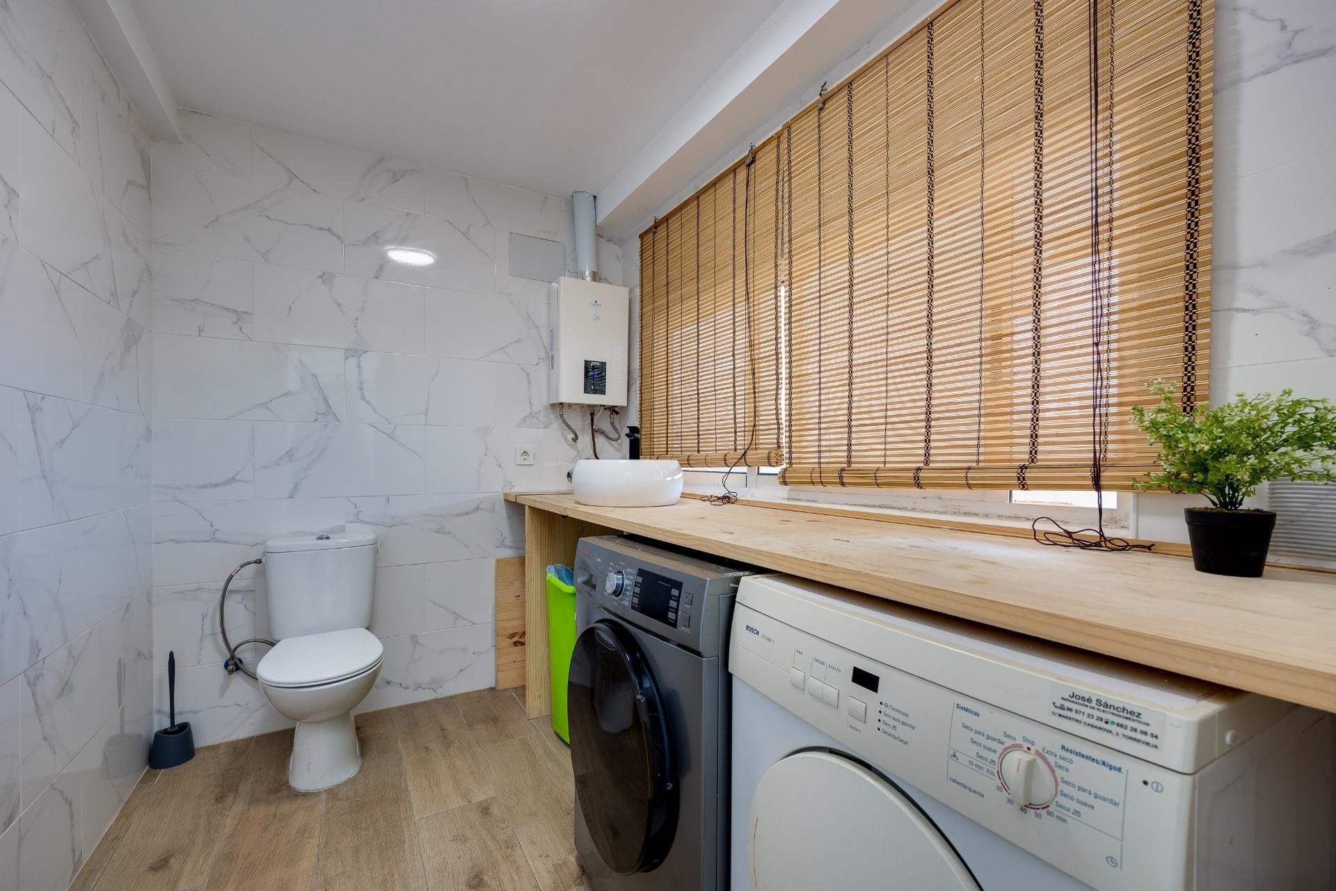 Herverkoop - Town House -
Torrevieja - Centro